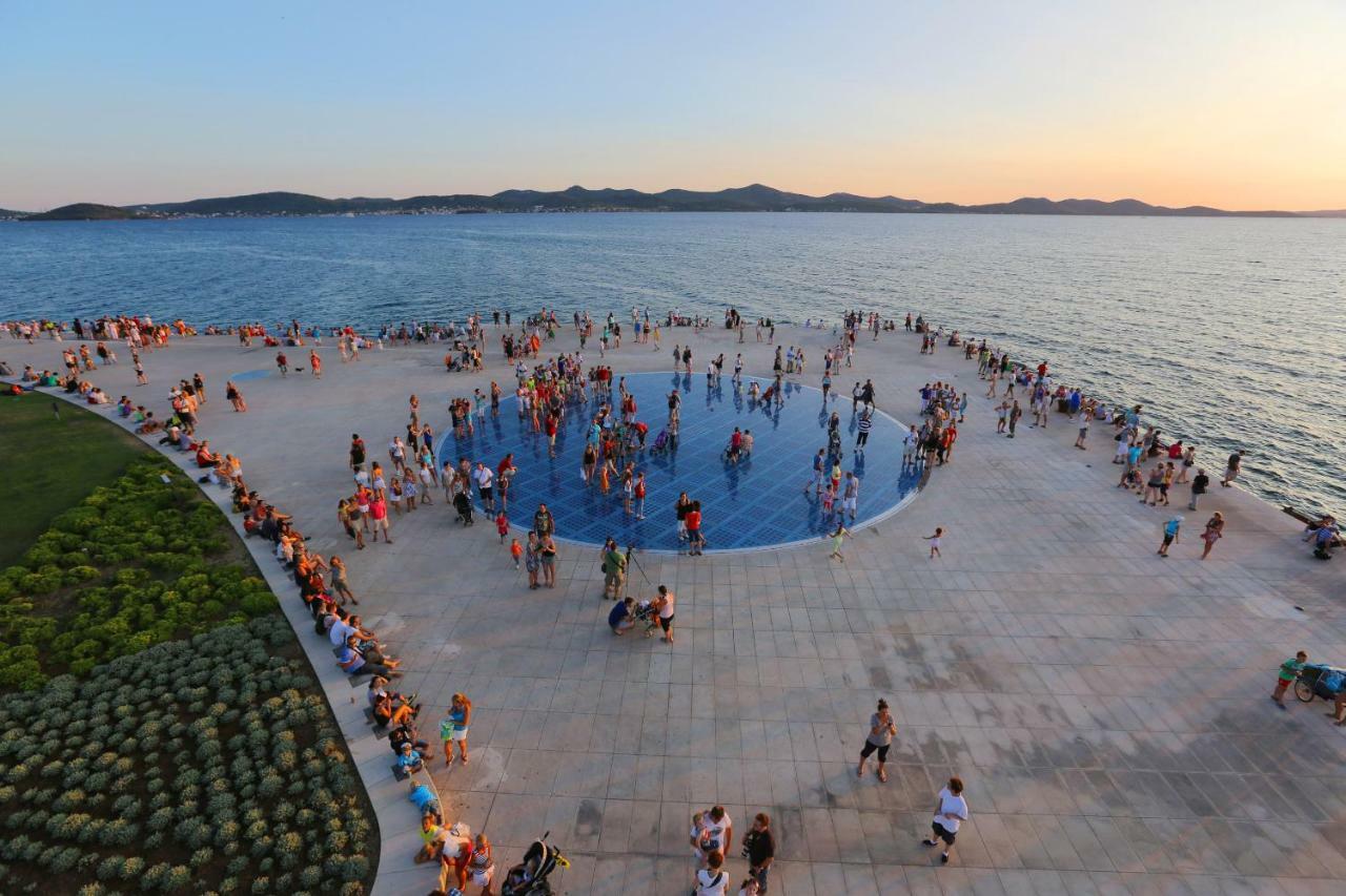 Apartmani Junto Preko Dış mekan fotoğraf